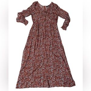 Women’s long floral dress - size medium